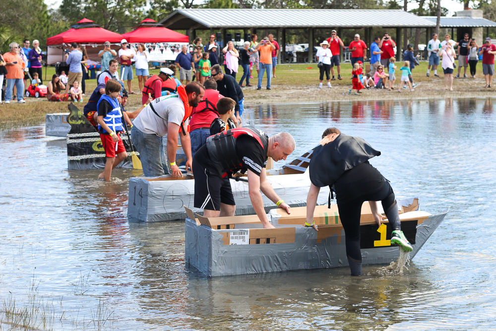 Cardboard_Boat_Race-18